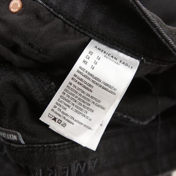 American Eagle Next Level High Rise Shortie Black Denim Jean Short Womens Sz 16 - Picture 9 of 10